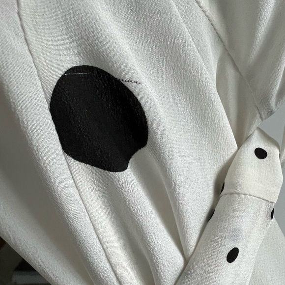 WE ARE LEONE Belted Polka-dot Silk Crepe De Chine Robe In White - Picture 10 of 14